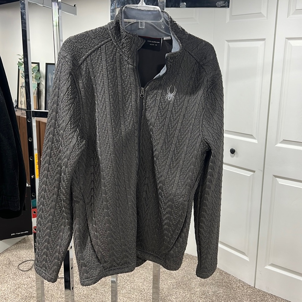 Knit Spyder zip up size M